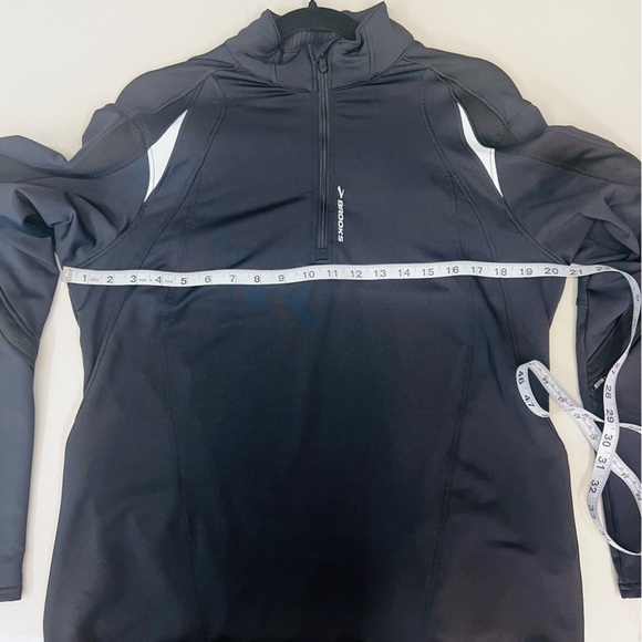 Brooks Women’s 1/2 Zip Black Running Shirt Size M - Picture 3 of 9